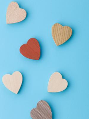 横浜でオリジナルの結婚指輪を選べるお店